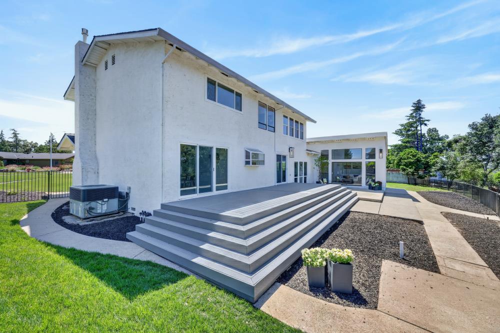 3105 Sunset Hill Road