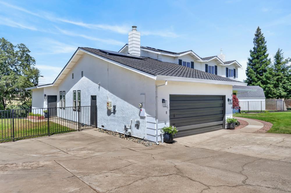 3105 Sunset Hill Road