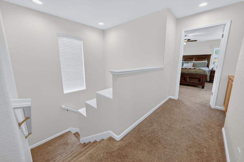 980 Latitude Lane