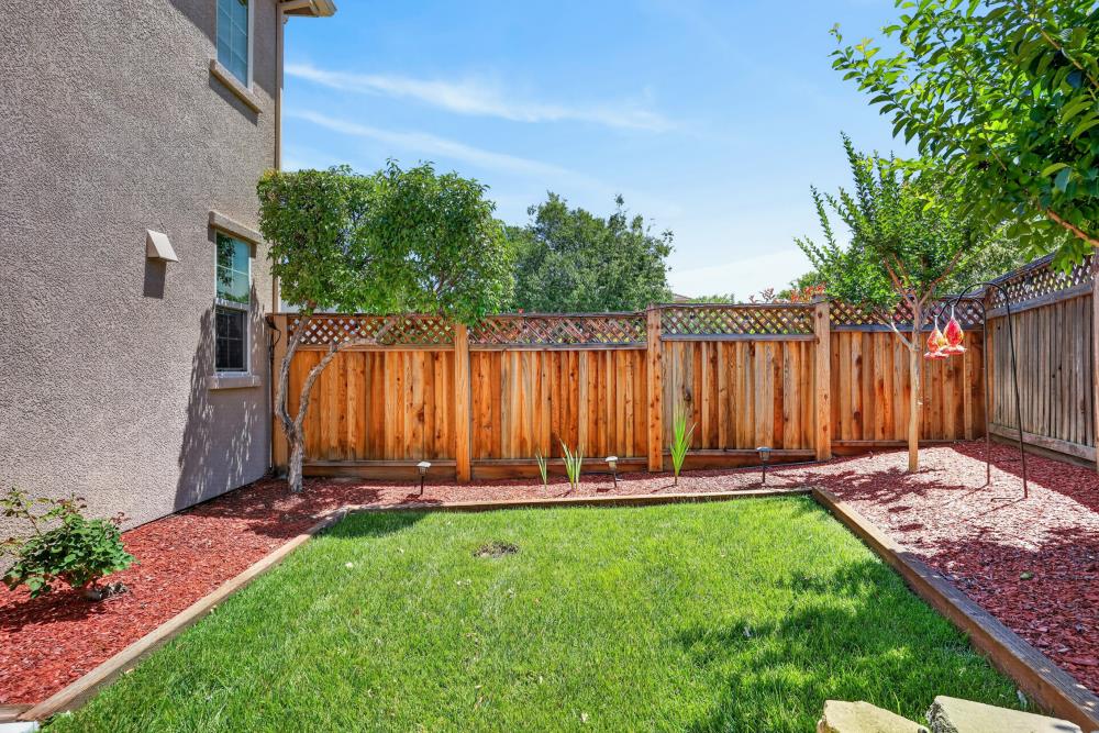 980 Latitude Lane