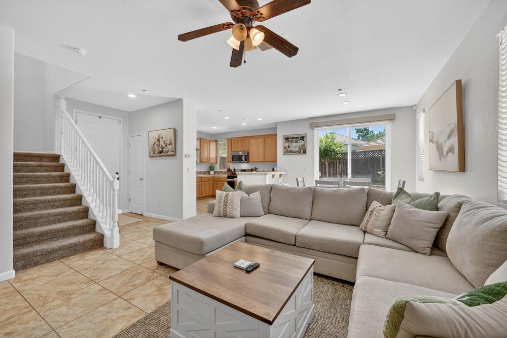 980 Latitude Lane
