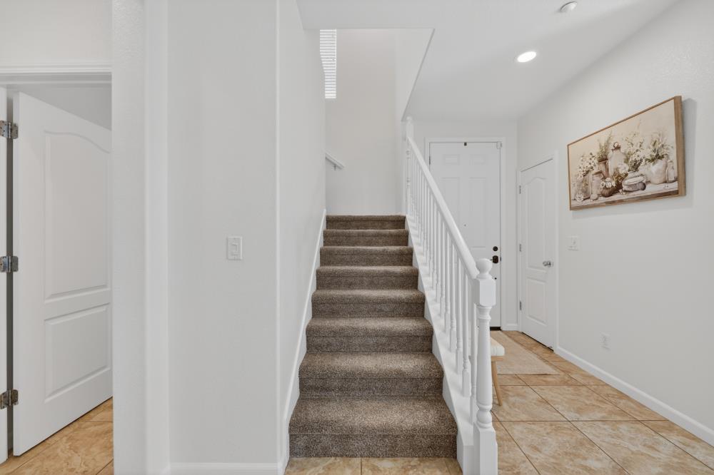 980 Latitude Lane