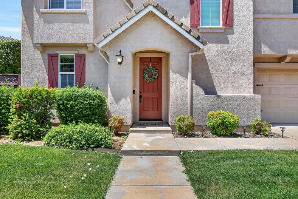 980 Latitude Lane
