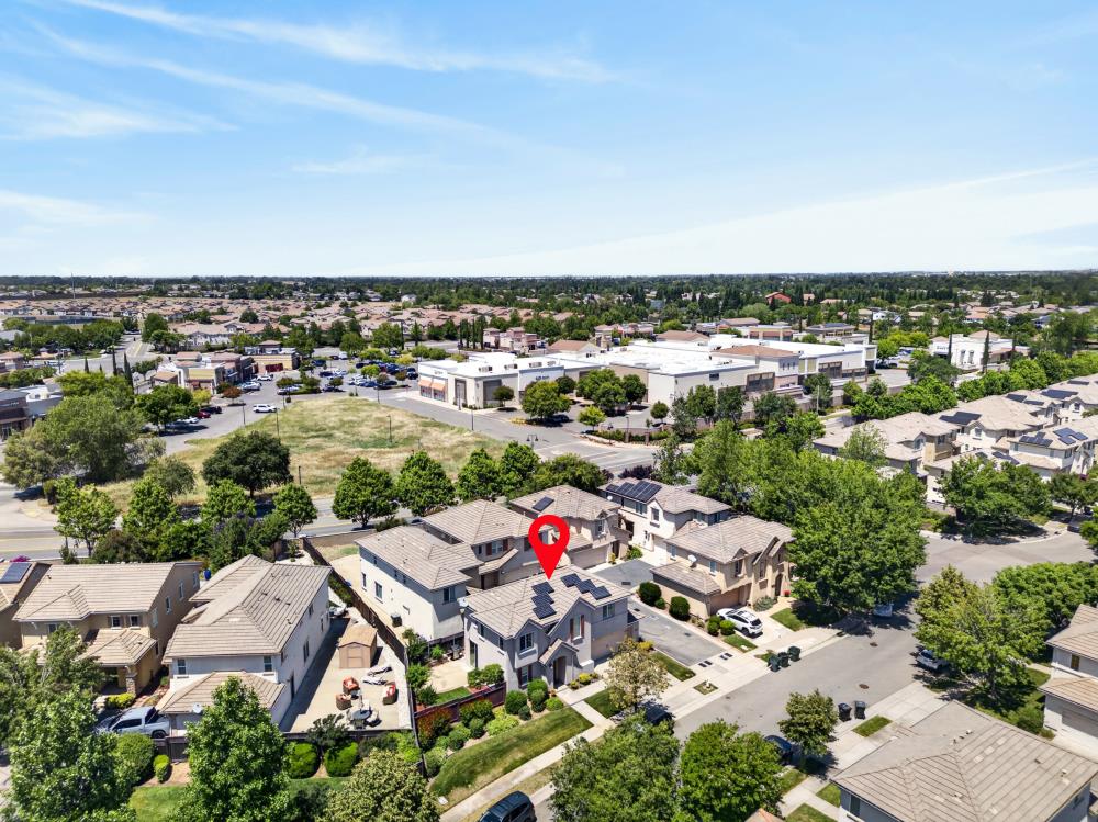 980 Latitude Lane