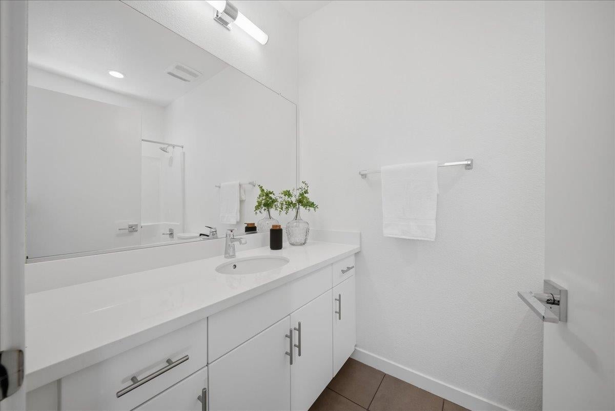 399 Midstream Lane