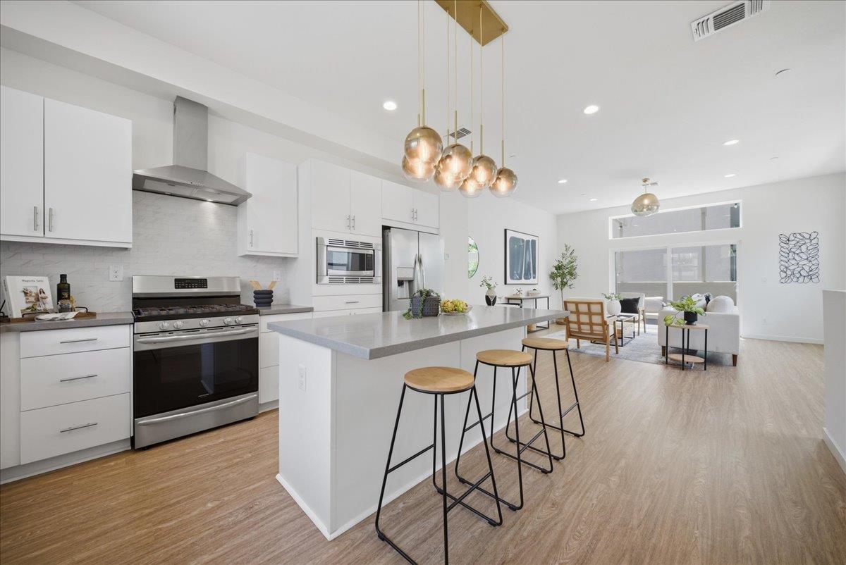 399 Midstream Lane