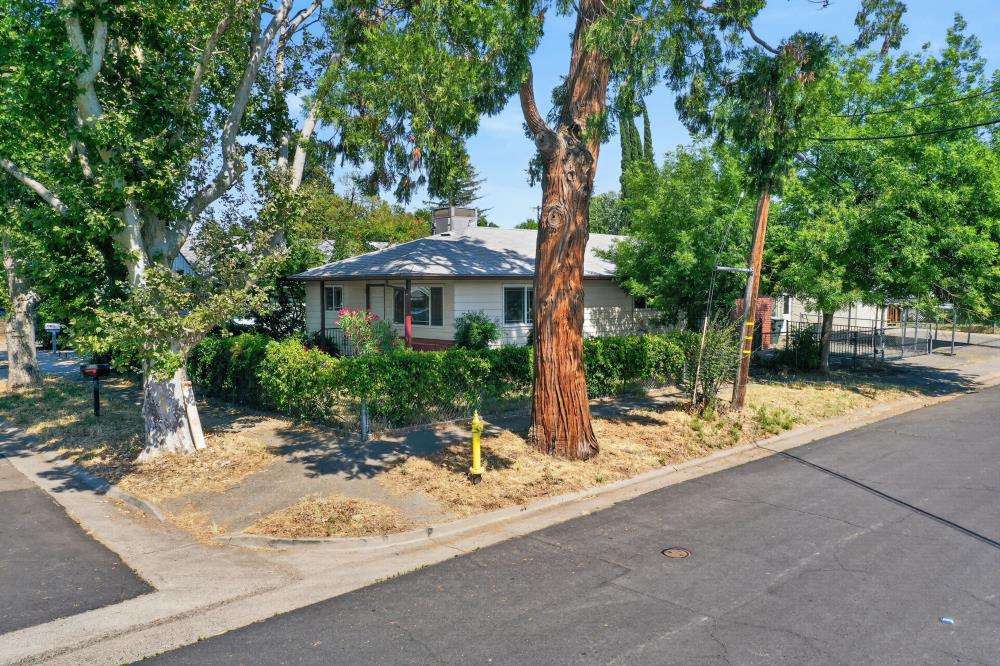 900 Shearer Street