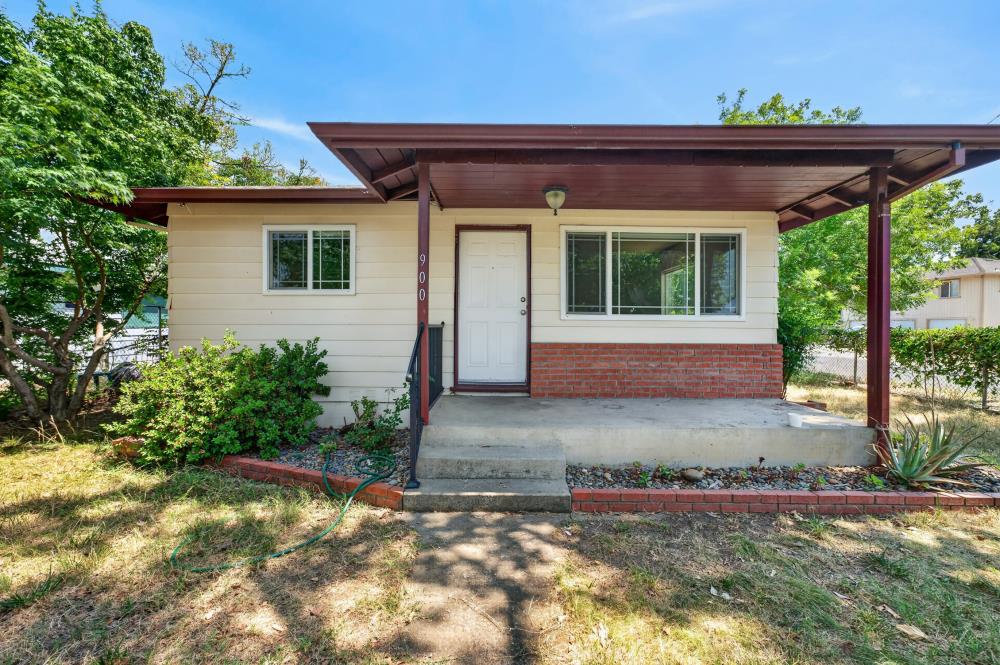 900 Shearer Street