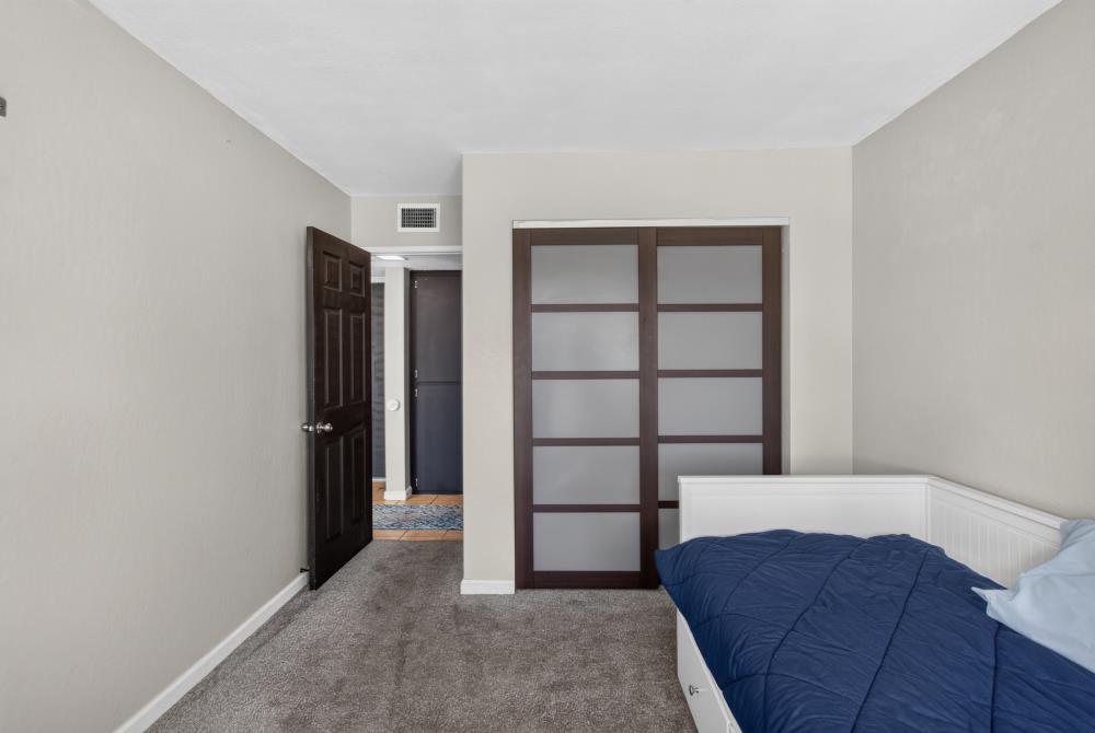 5816 Himalaya Way