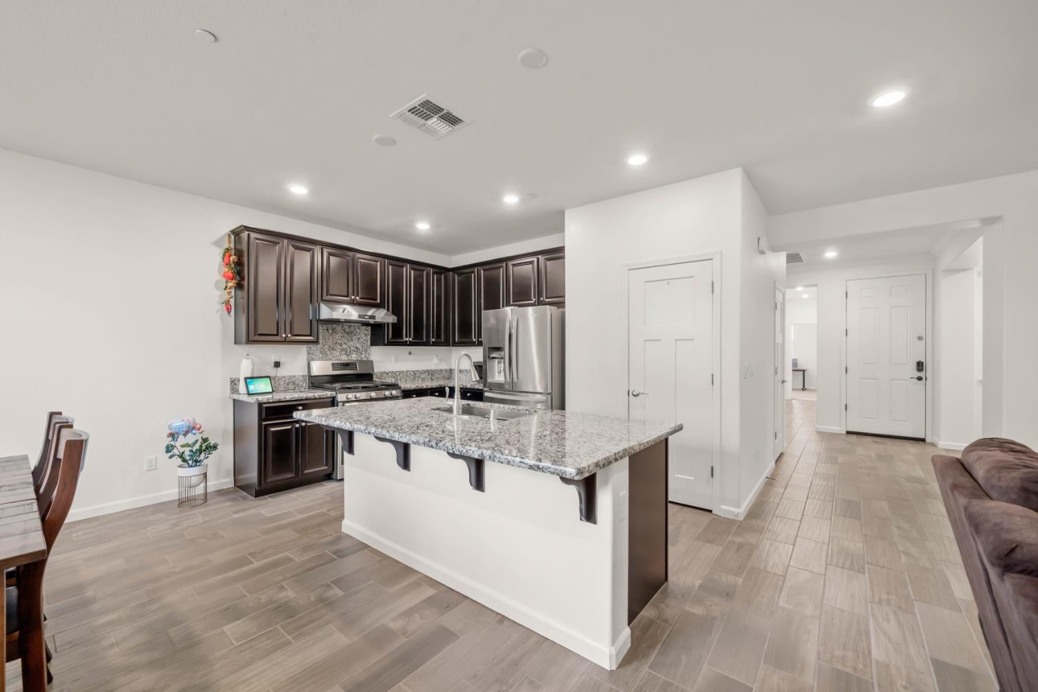 12667 Raymer Way
