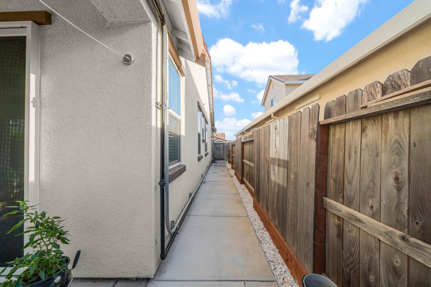 12667 Raymer Way