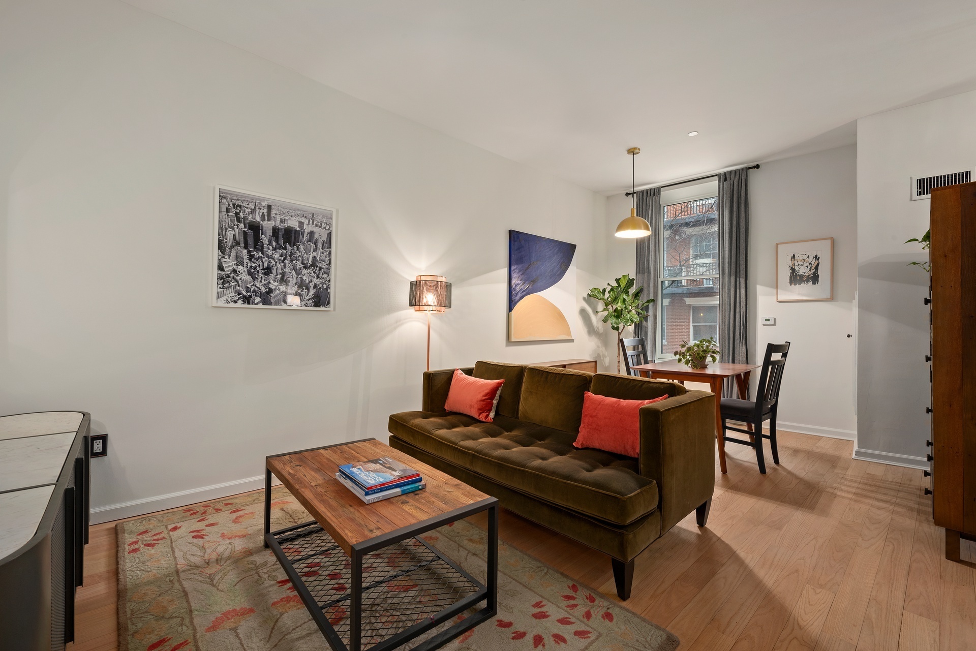 130 Jane Street 2E