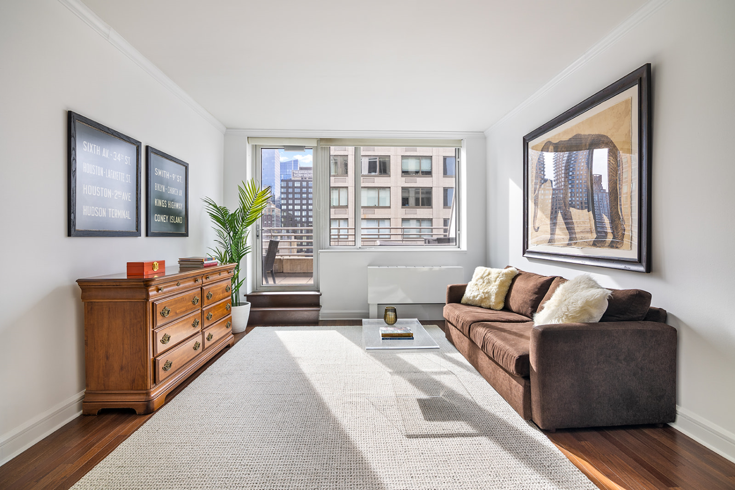 120 RIVERSIDE Boulevard 16K