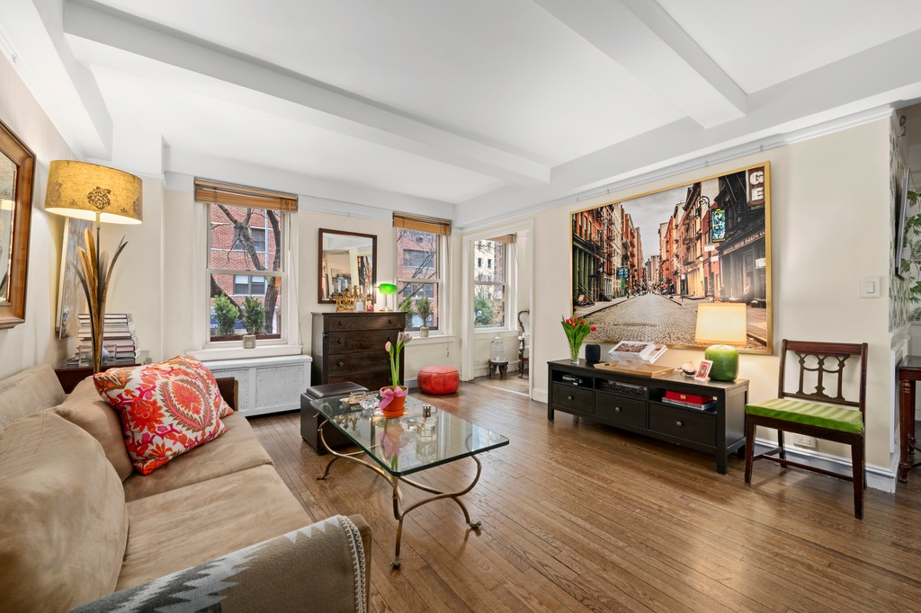 321 E 54TH Street 2BC