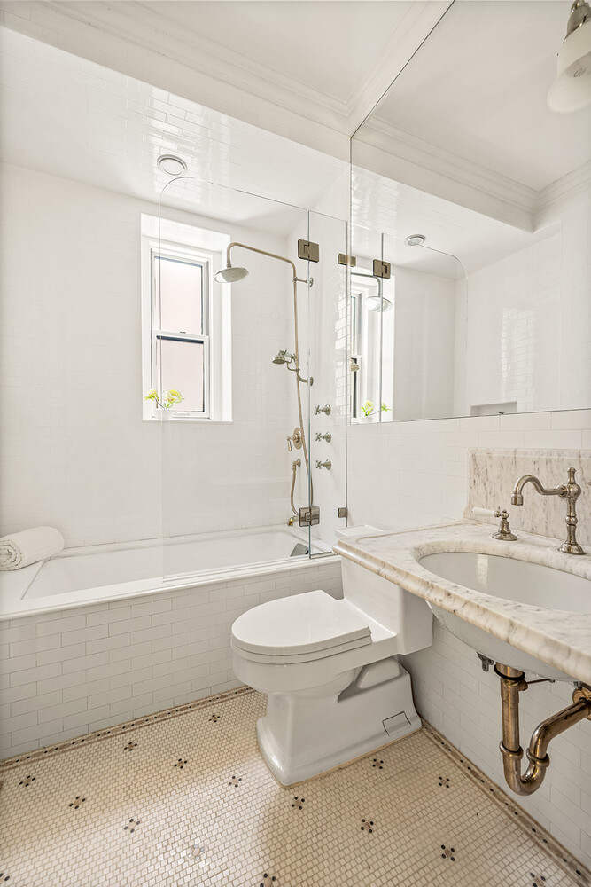 27 E 95TH Street 2W