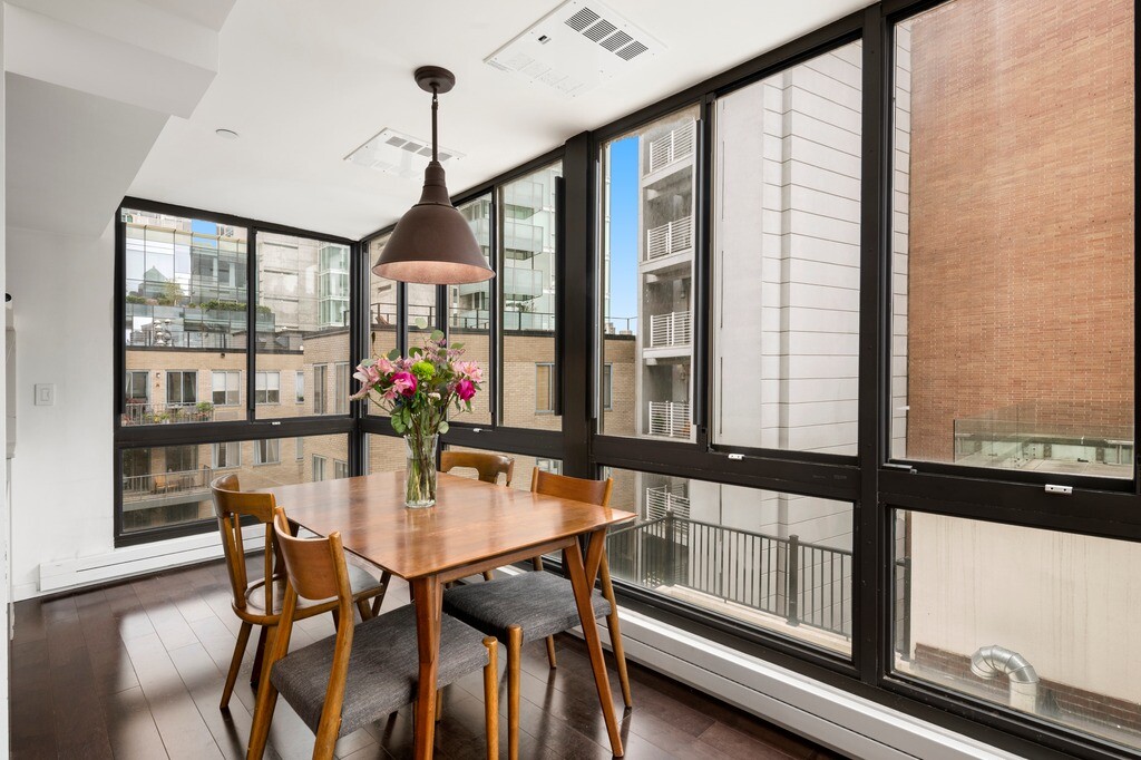 366 W 11TH Street 6FE