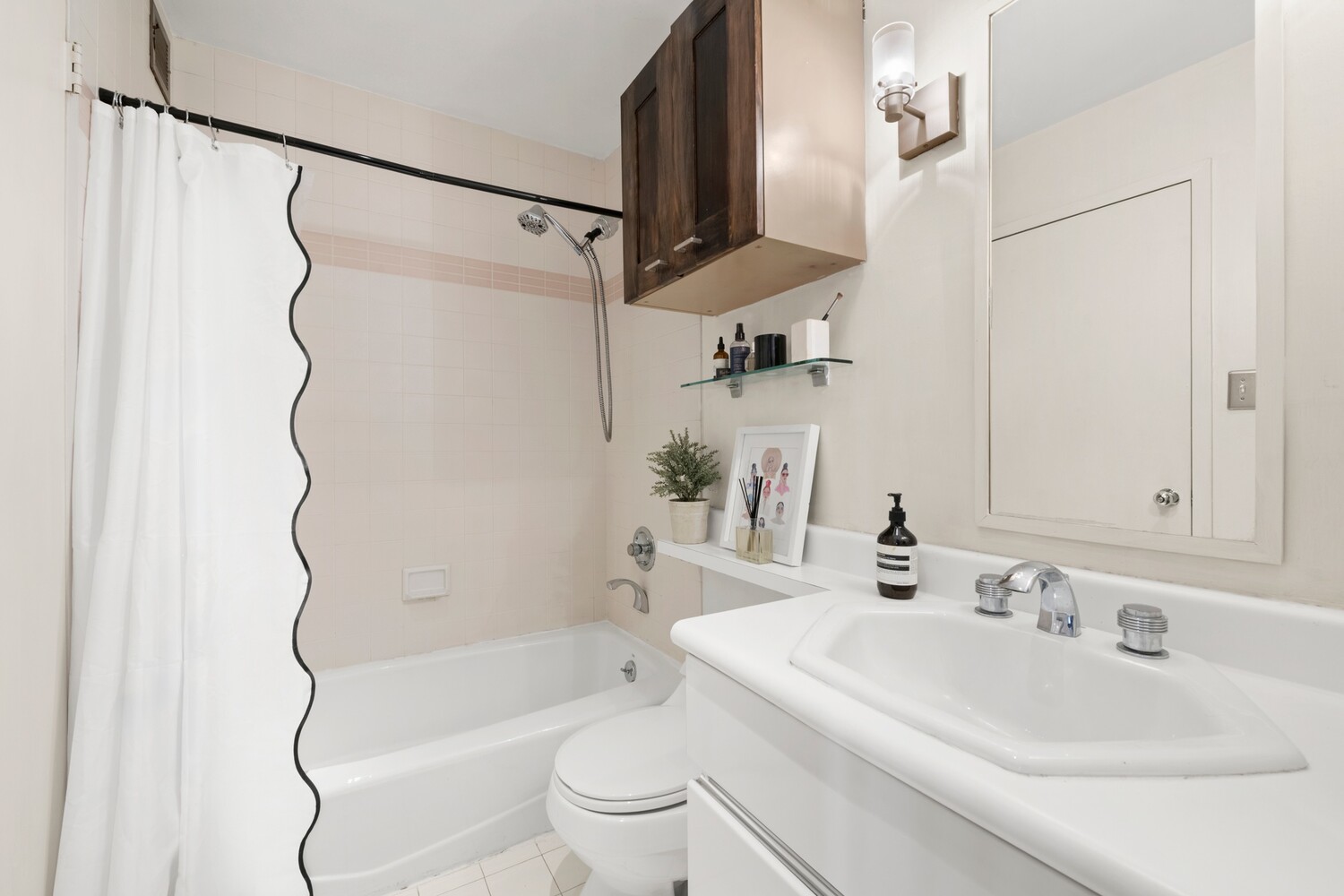 366 W 11TH Street 6G