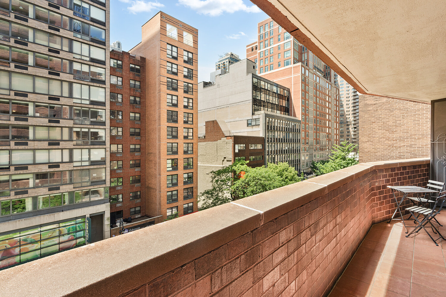 233 E 86TH Street 6B