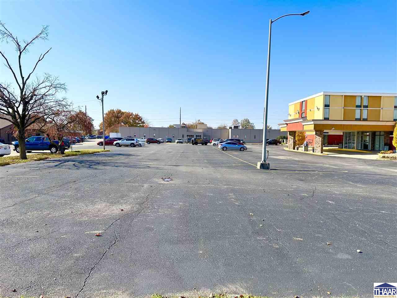 555 S 3rd Street