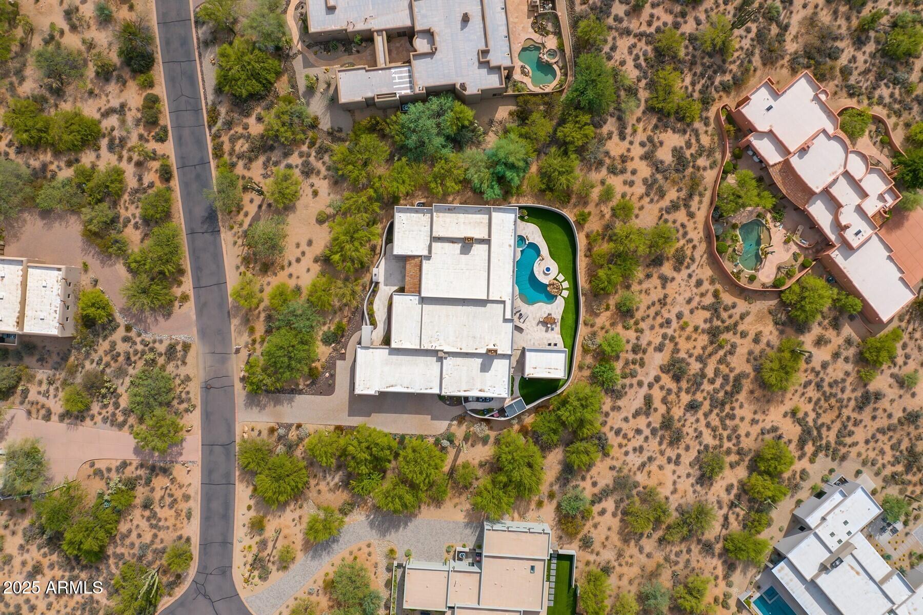 8300 E DIXILETA Drive E, 233