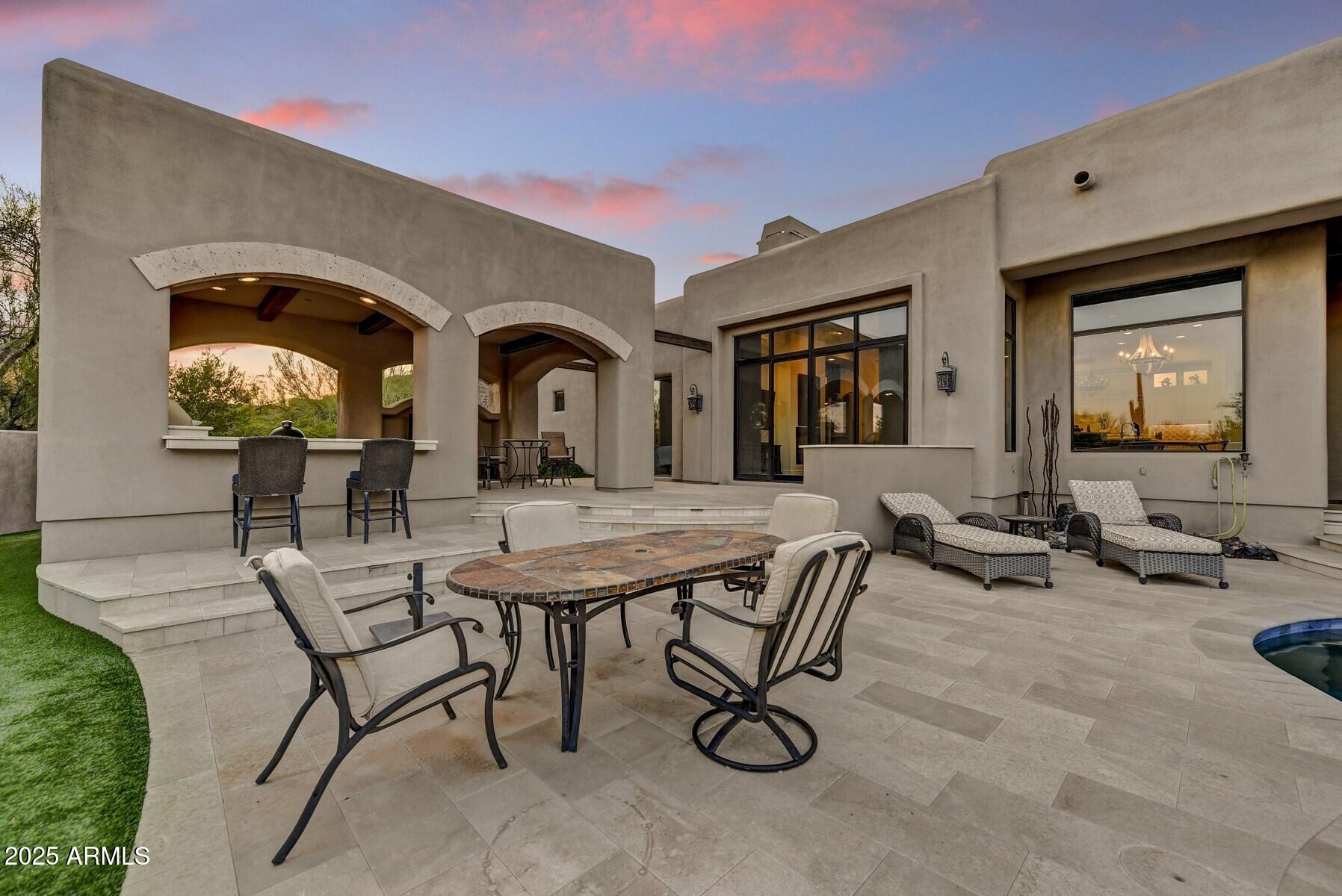 8300 E DIXILETA Drive E, 233