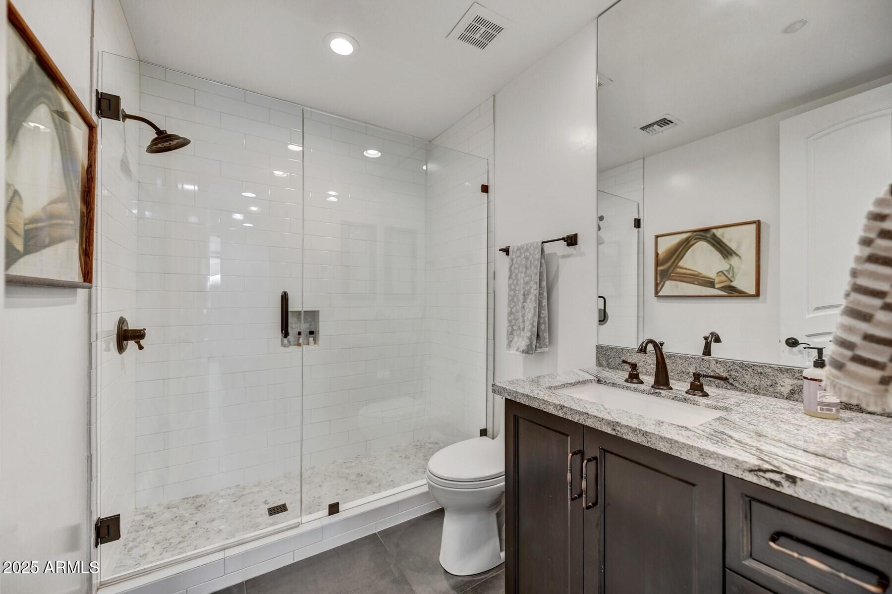 8300 E DIXILETA Drive E, 233
