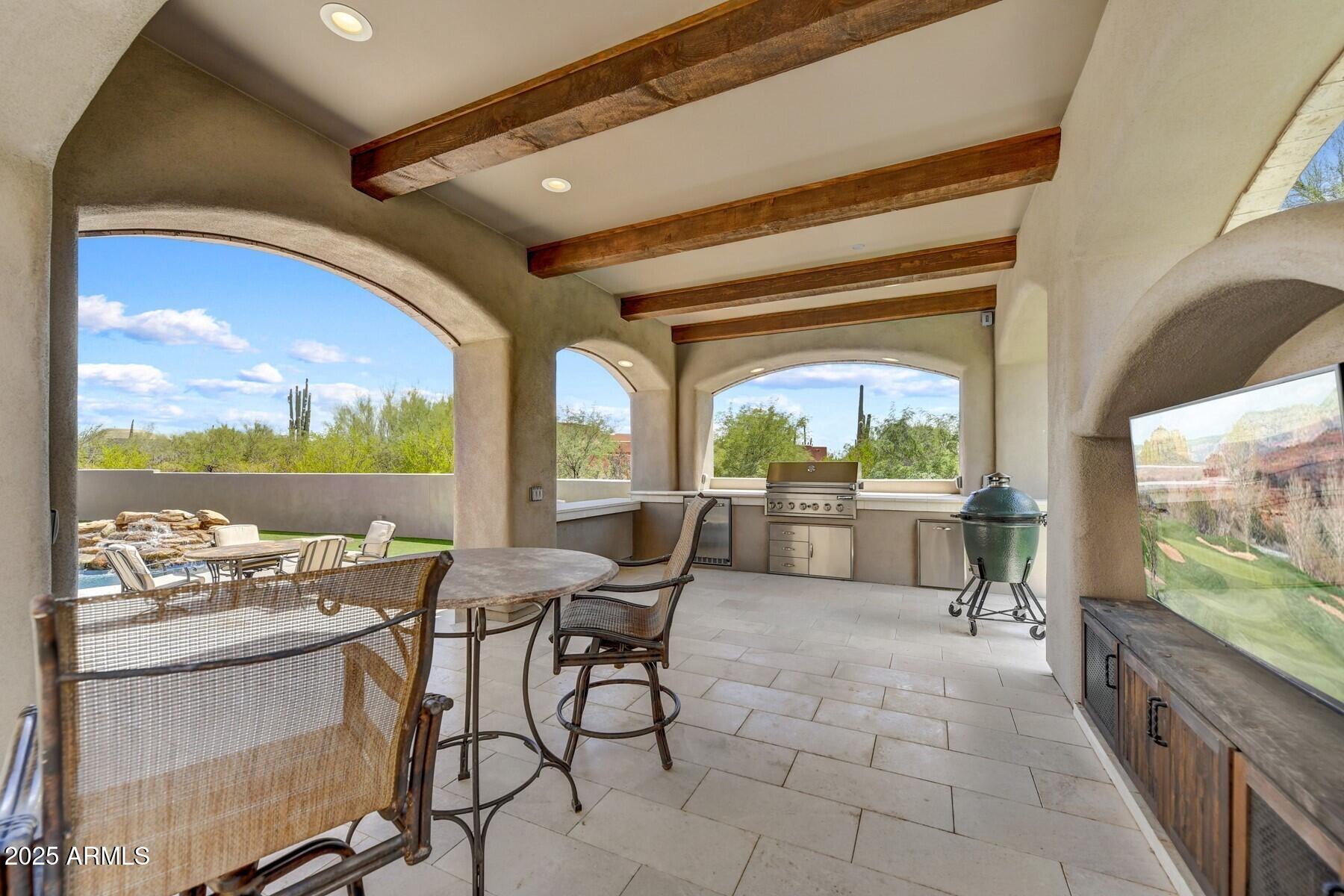 8300 E DIXILETA Drive E, 233
