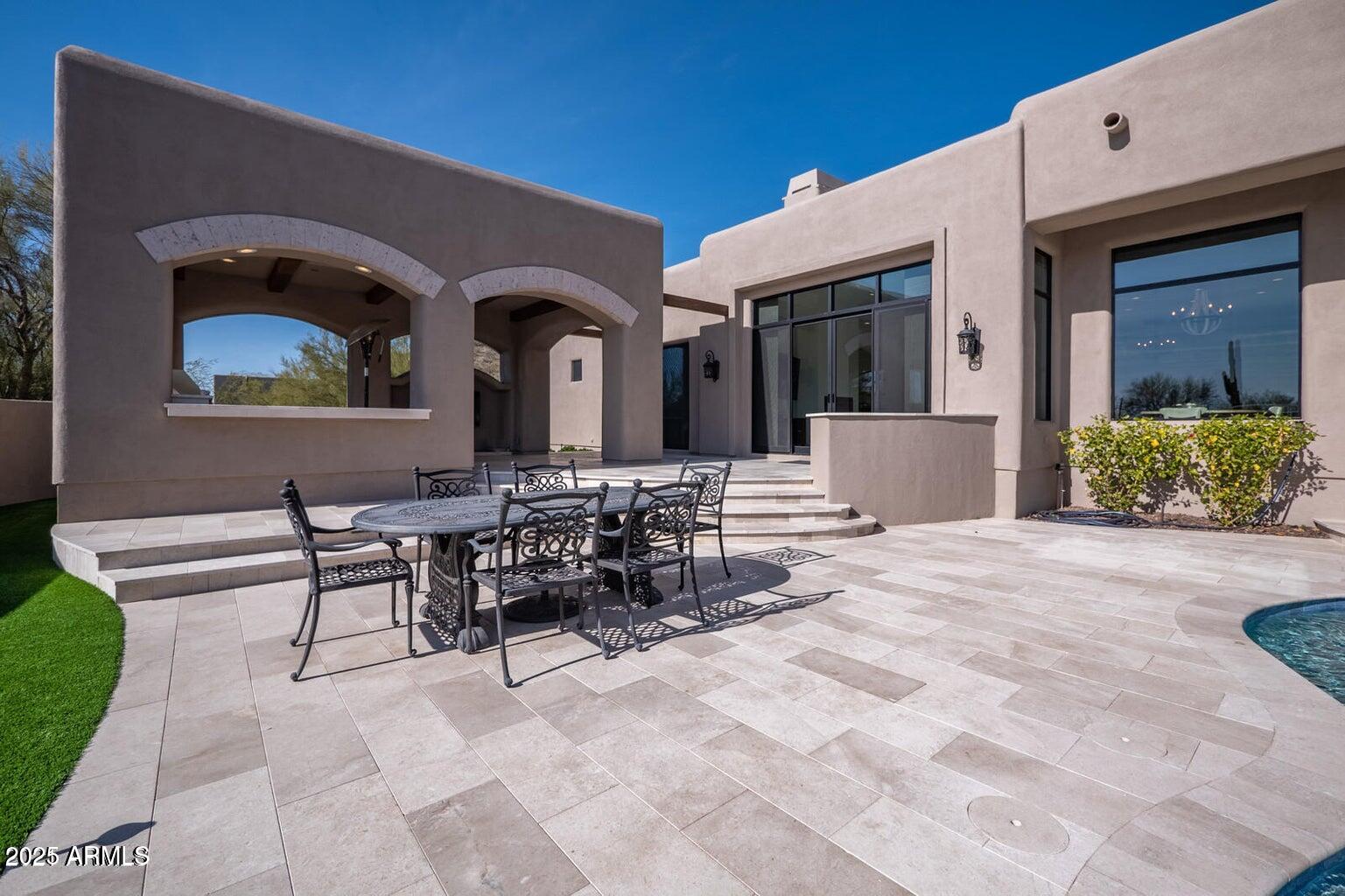 8300 E DIXILETA Drive E, 233