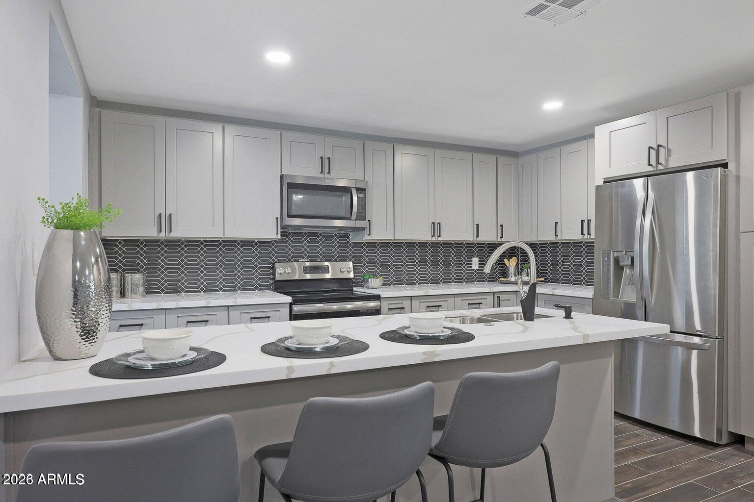 8444 E BONITA Drive