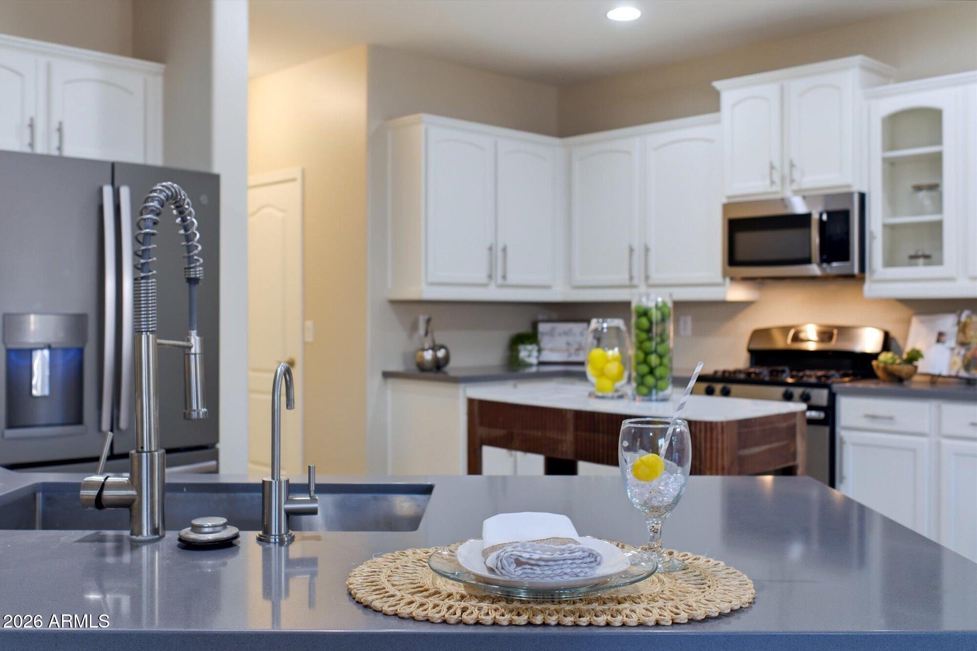 2984 E COCONINO Drive