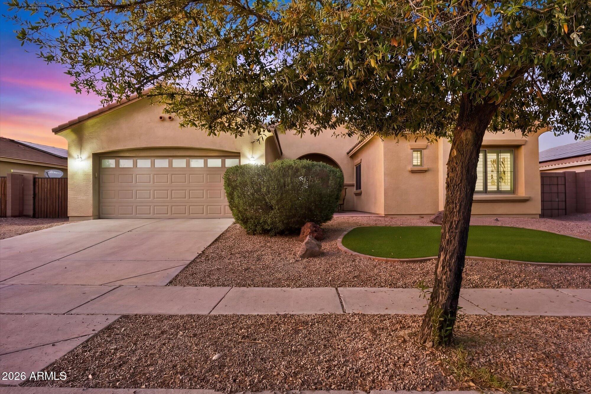 2984 E COCONINO Drive