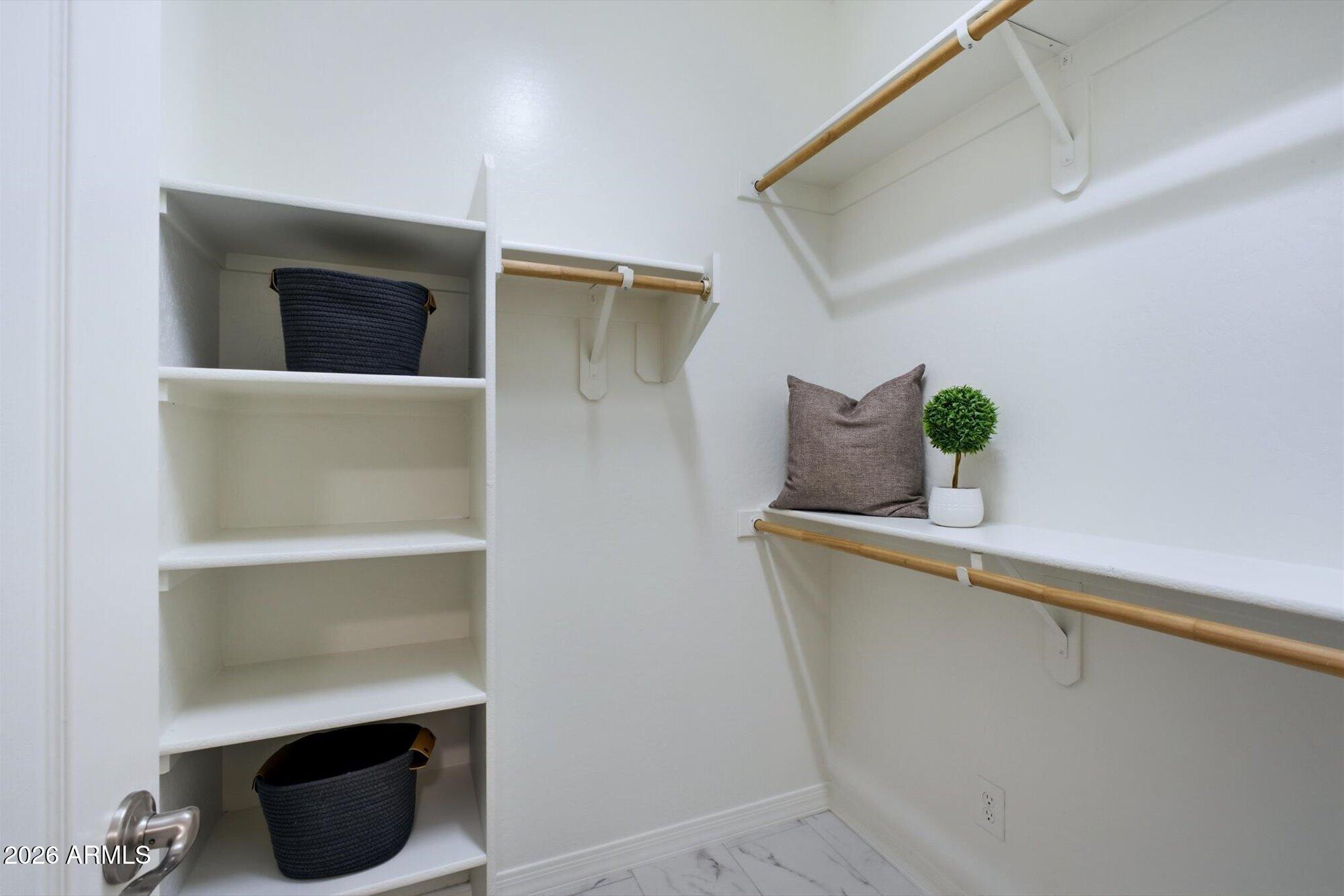 2984 E COCONINO Drive