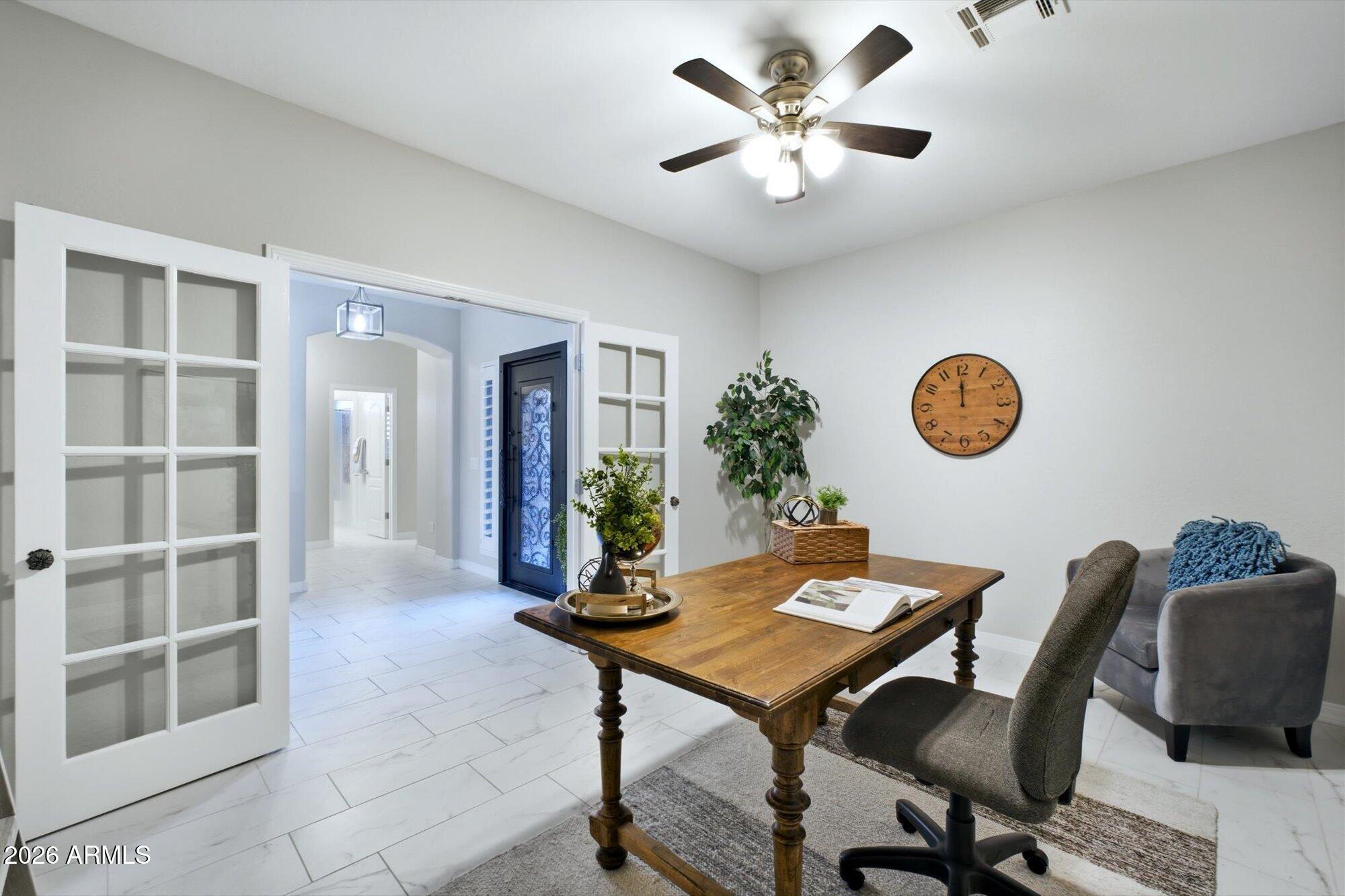 2984 E COCONINO Drive