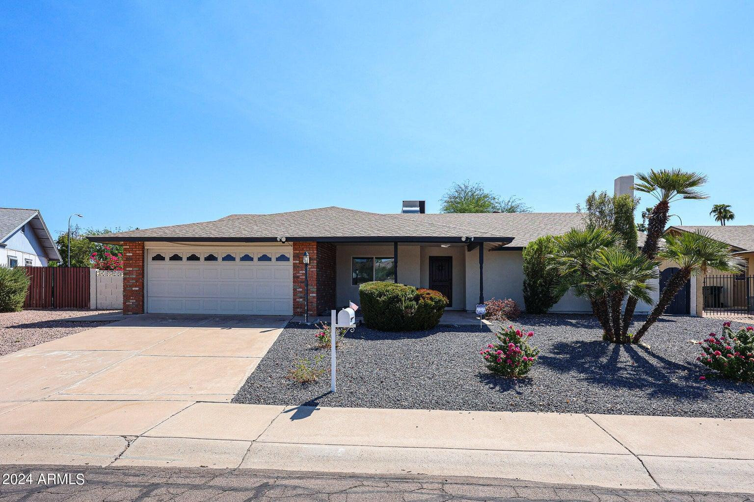 11207 S Iroquois Drive