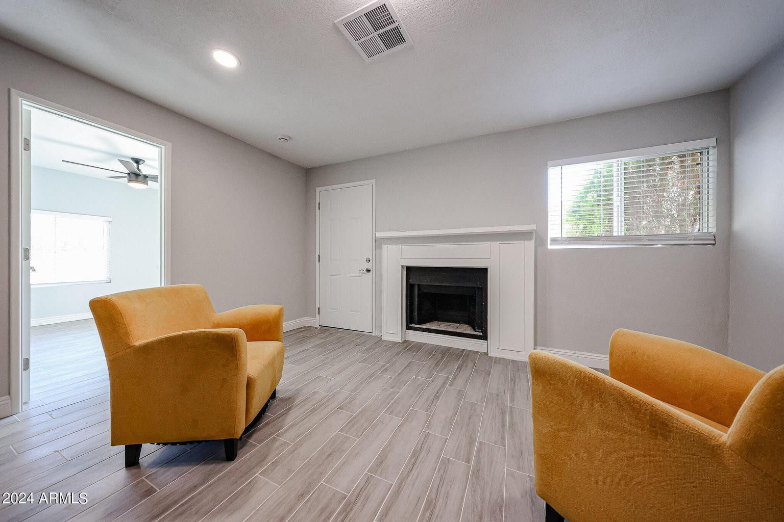 11207 S Iroquois Drive
