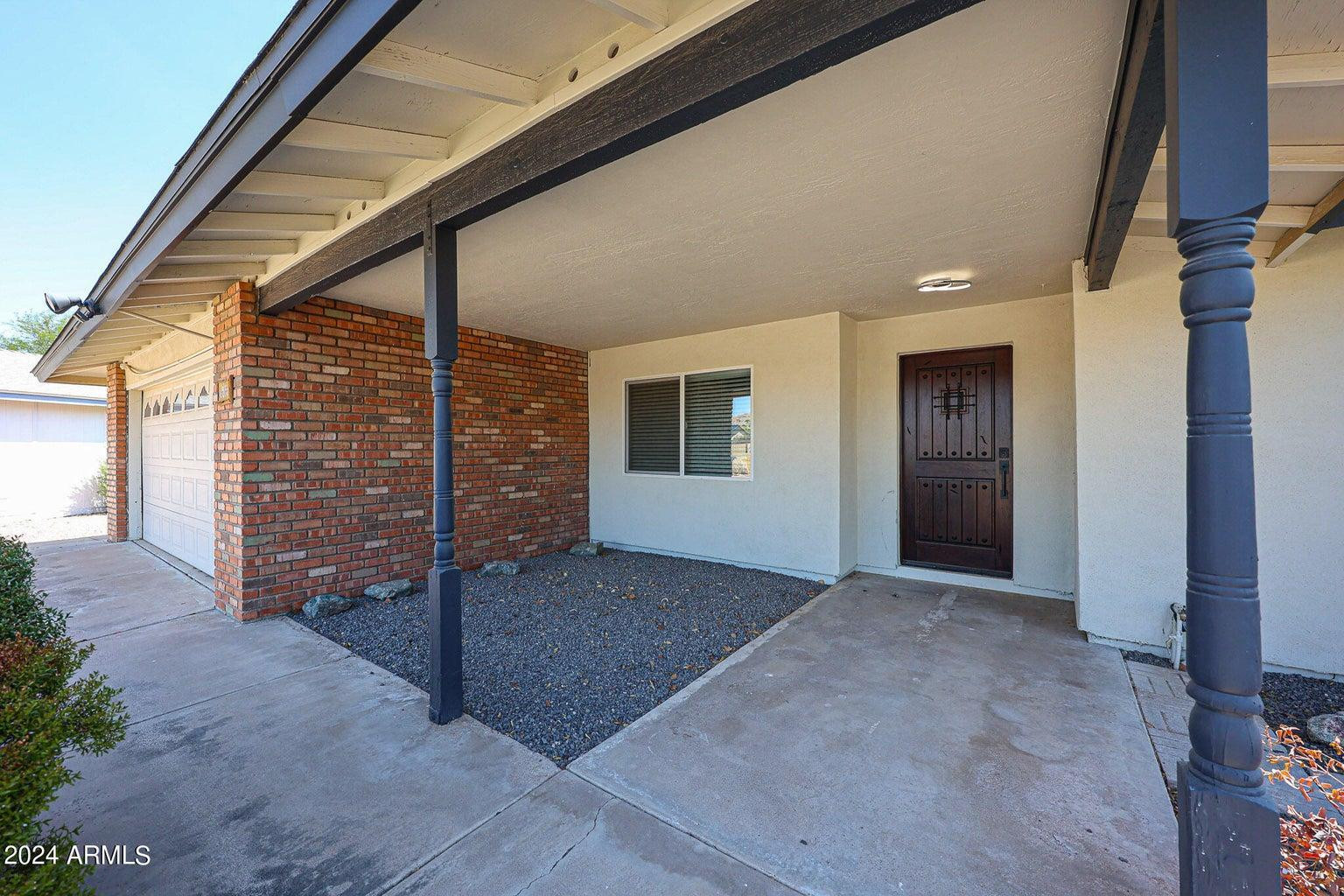 11207 S Iroquois Drive