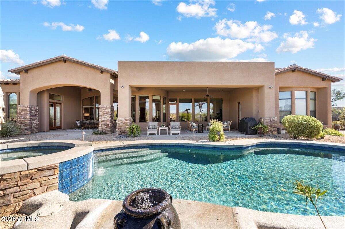 36410 N Boulder View Drive