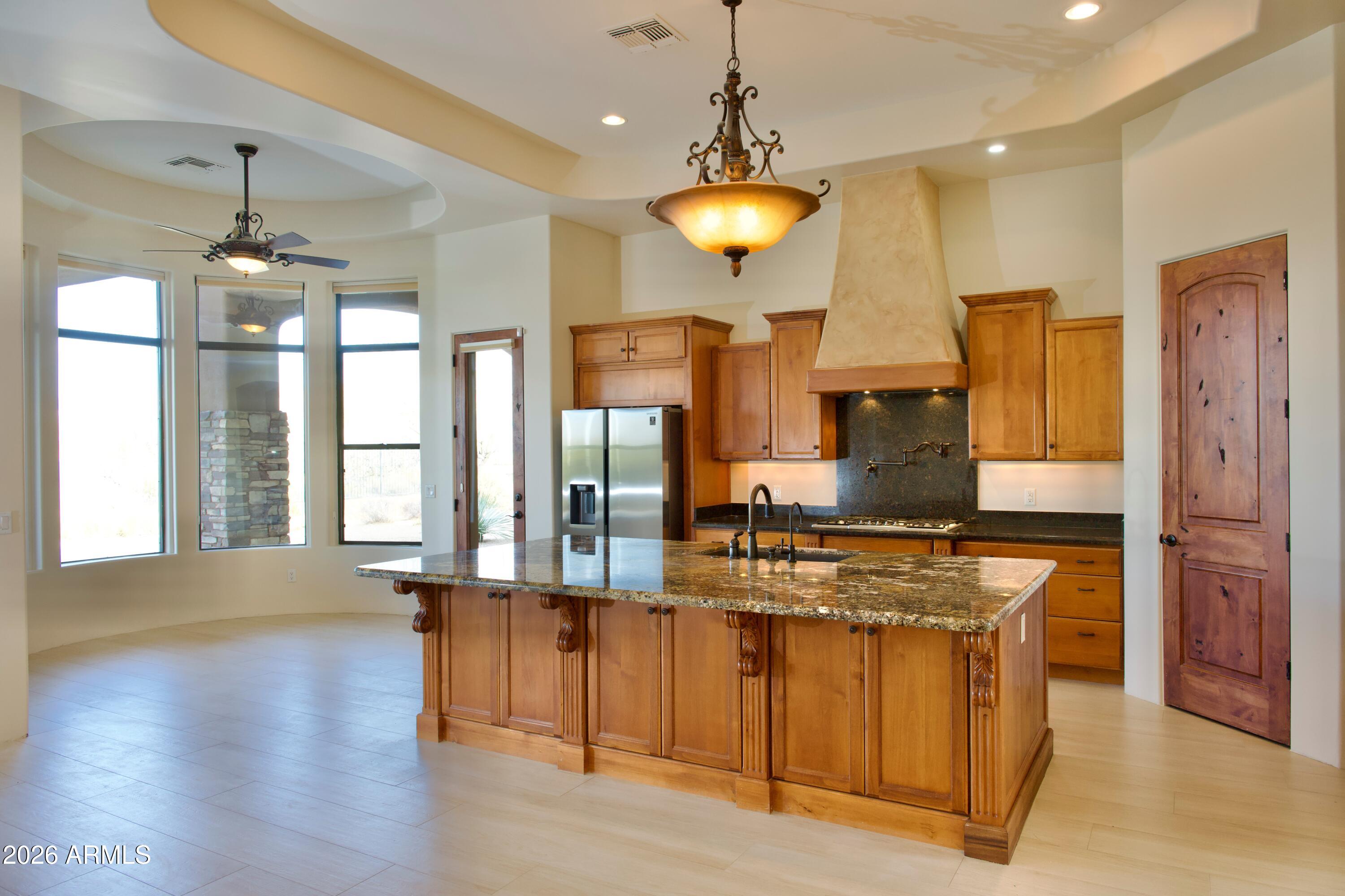 36410 N Boulder View Drive