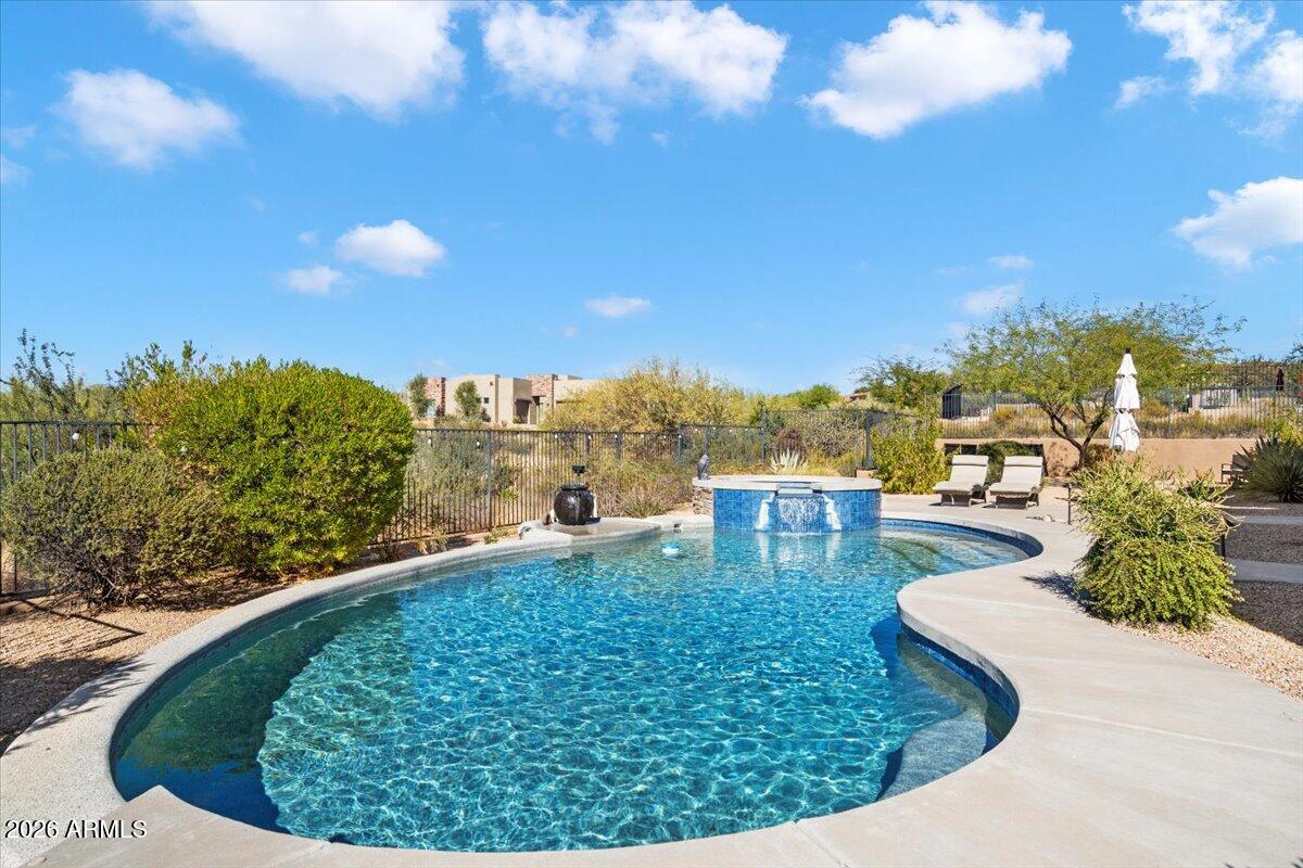 36410 N Boulder View Drive