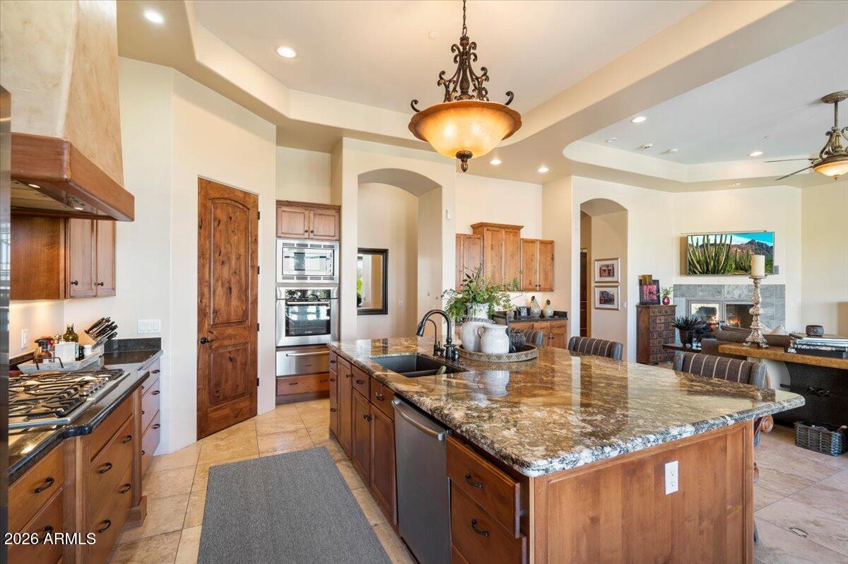36410 N Boulder View Drive