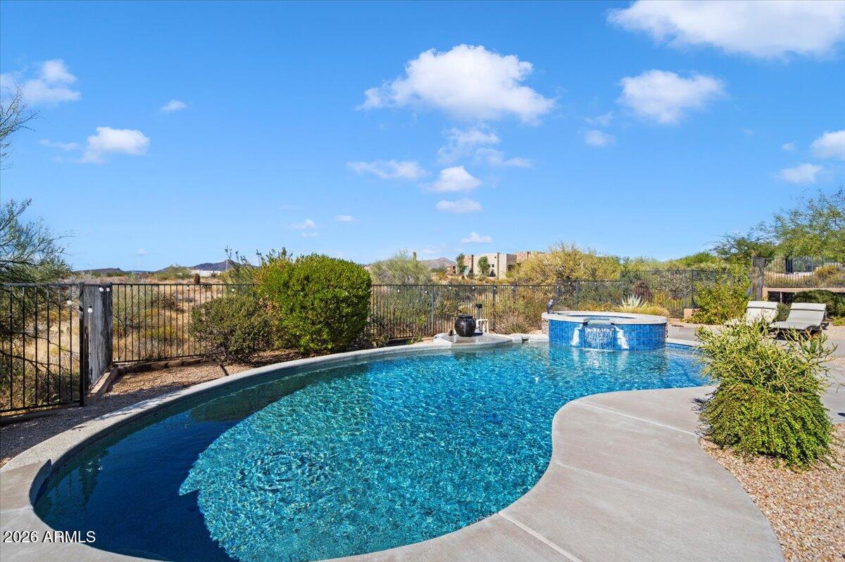 36410 N Boulder View Drive