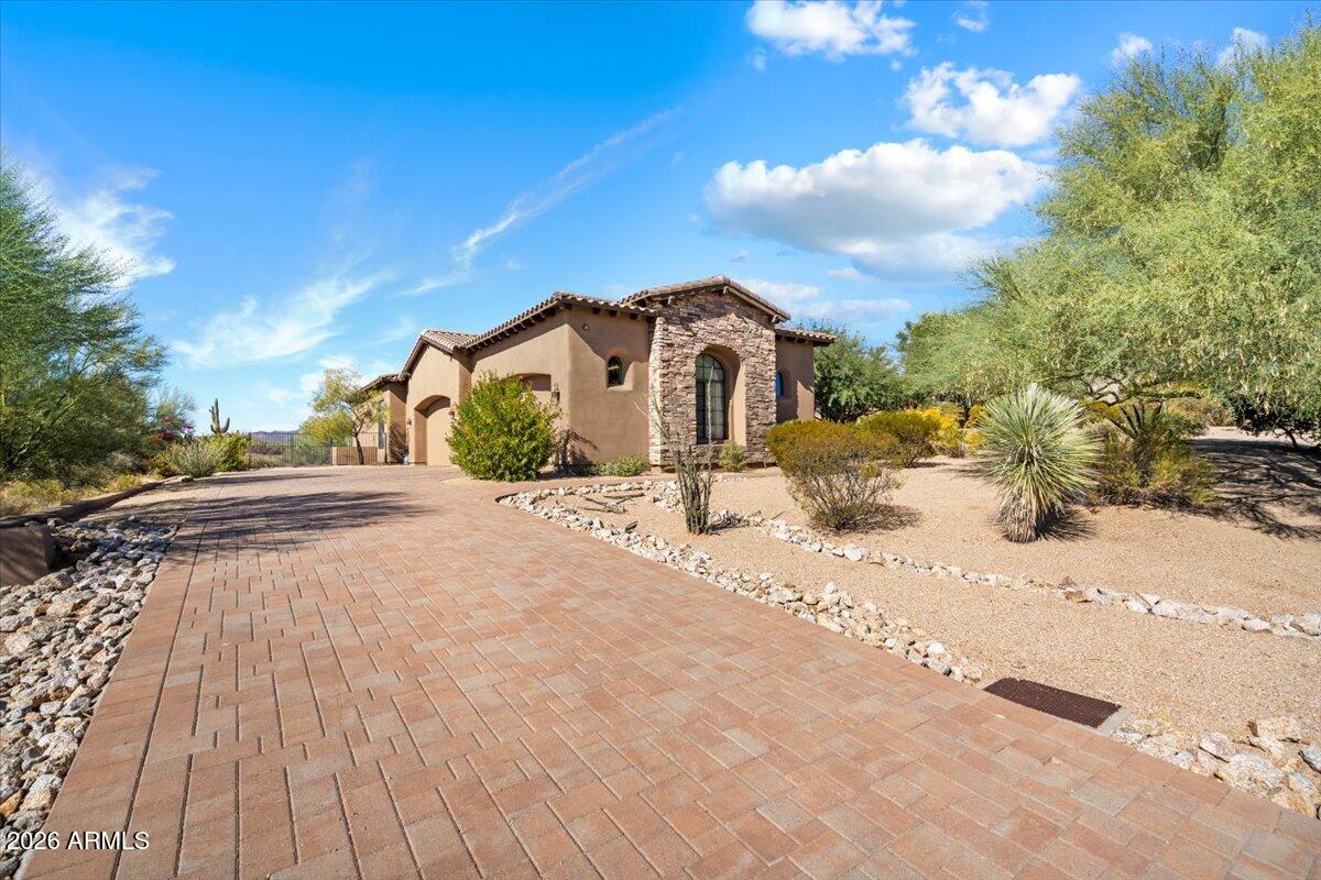 36410 N Boulder View Drive
