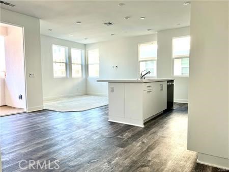 1502 W Cara Drive