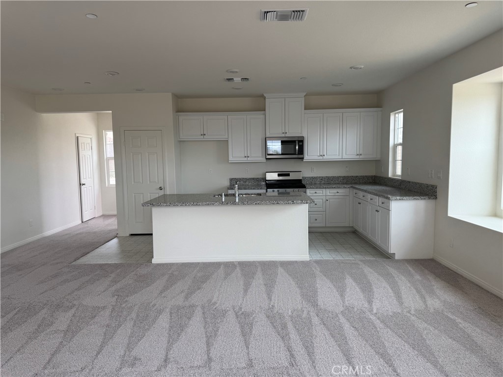 4160 E Avila Privado