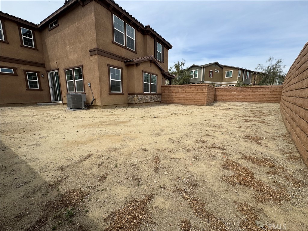 4160 E Avila Privado