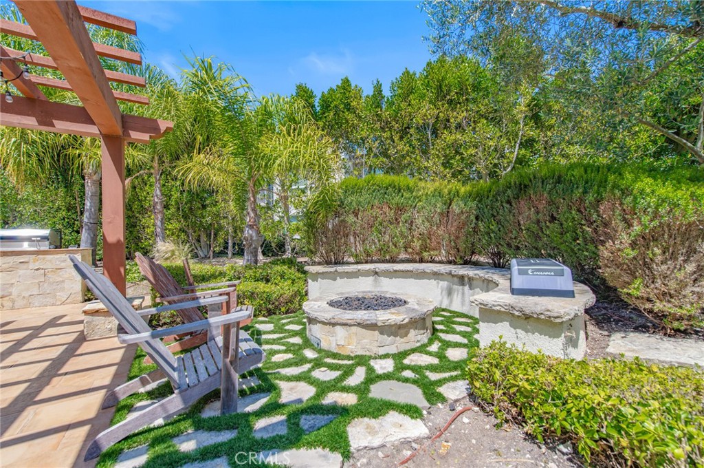 28220 Highridge 204