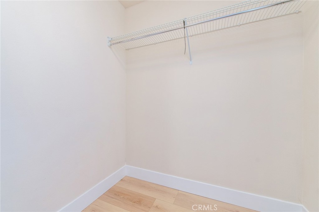 28220 Highridge 204