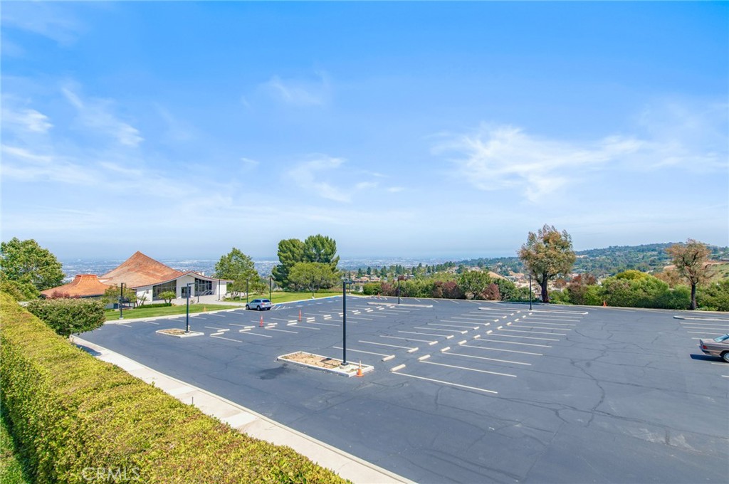 28220 Highridge 204
