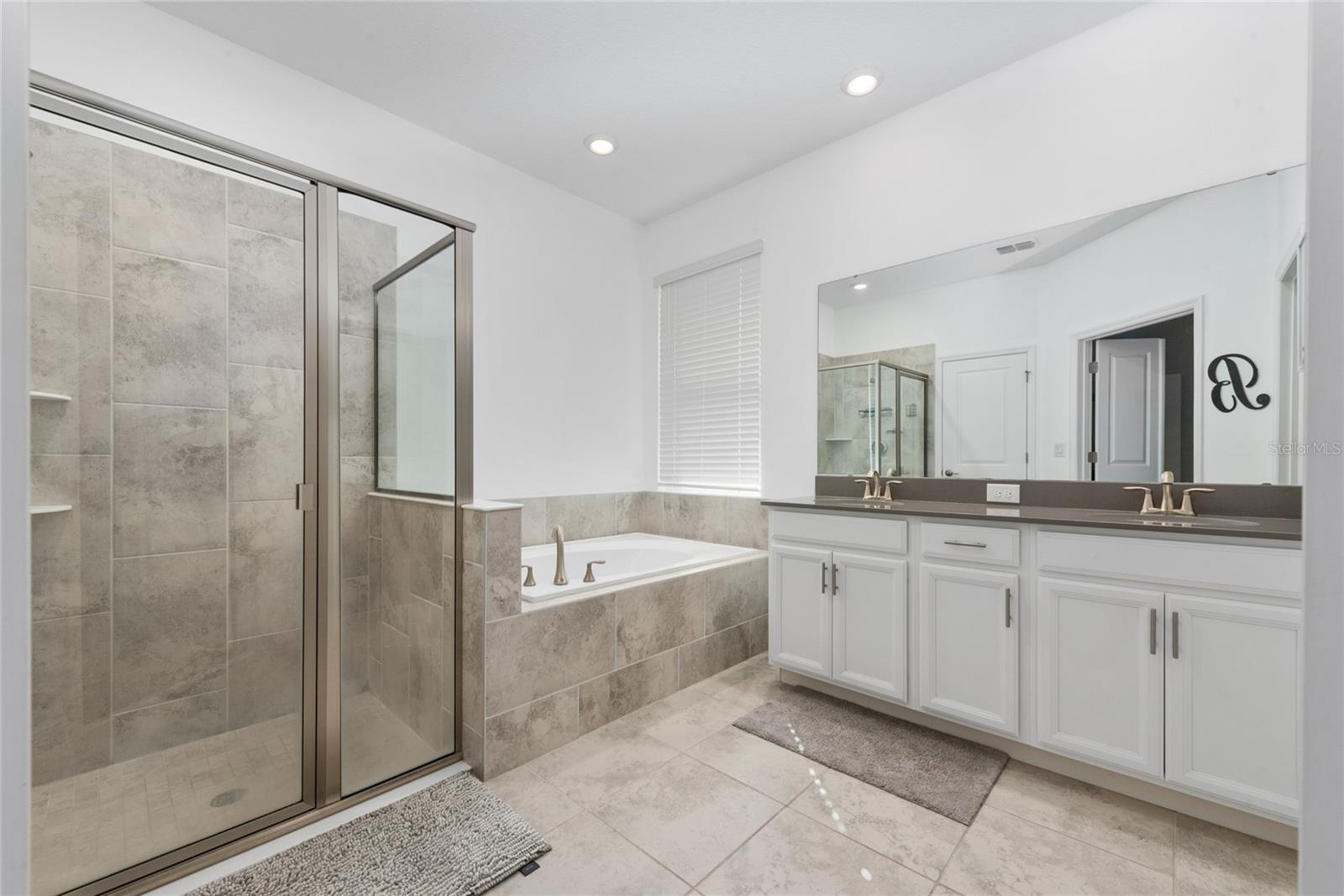 2756 NORWAY MAPLE CT