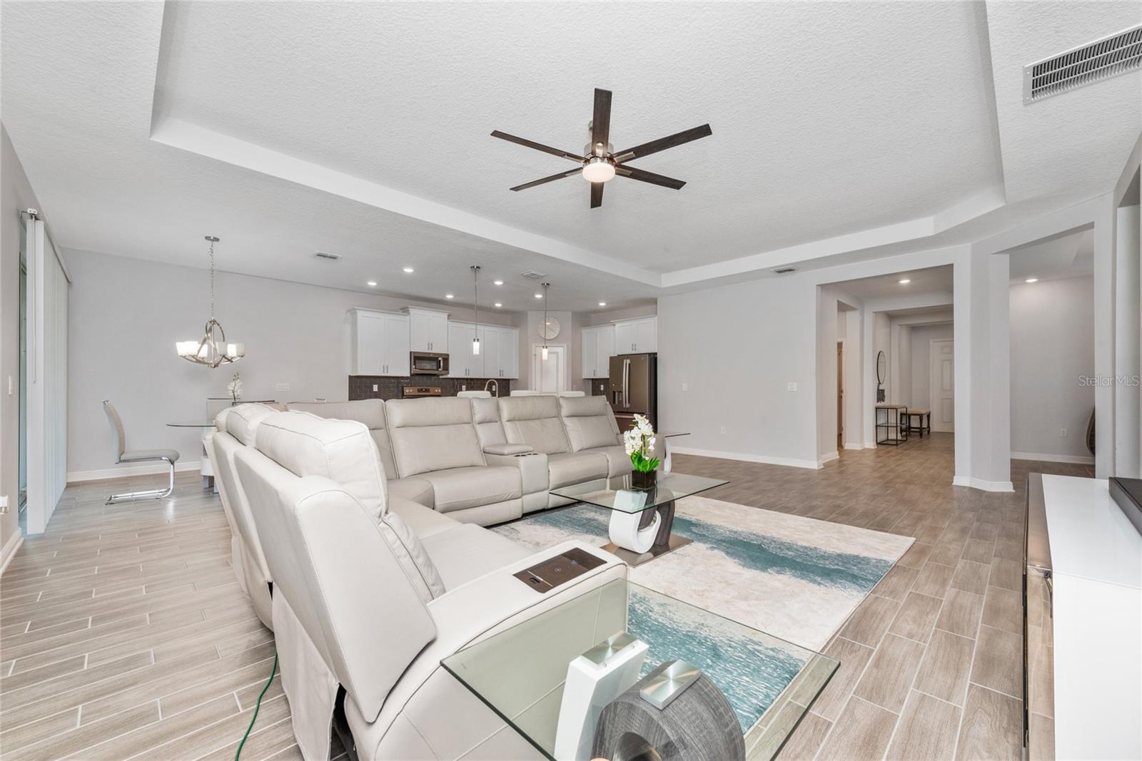 2756 NORWAY MAPLE CT